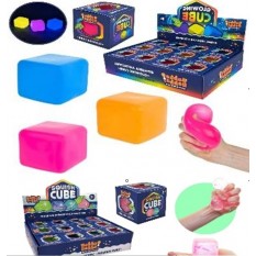 Антистрес 2555 (1уп/12шт) м'який кубик, Yabba Dabba Glowing Cube, що світиться, у дисплеї, у коробці, мікс кольорів