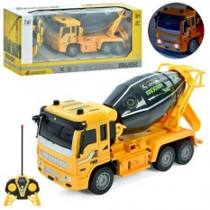 Бетономішалка 2301-1 р/у, 21 см, 1:30, світло, рухомі деталі, на батарейках, в коробці